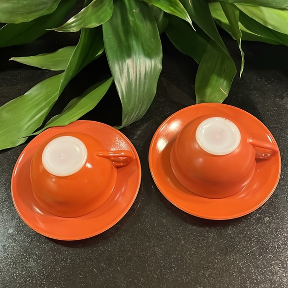 Hazel Atlas Ovide Rust Platonite - Cup and Saucer - (Set of 2) - Picture 3 of 6